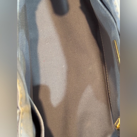 *SOLD*PRADA Canapa Small Tote With Original Cards of Authencity and Dust Bag. - Picture 11 of 14